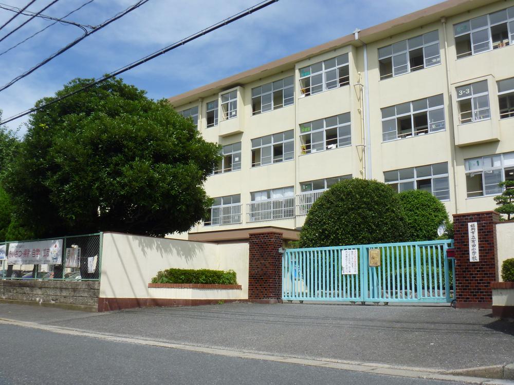 Primary school. Arita until elementary school 640m Arita elementary school walk 8 minutes