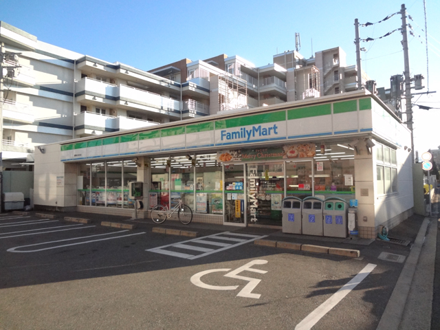 Convenience store. FamilyMart Fukuoka Akebono store up (convenience store) 211m