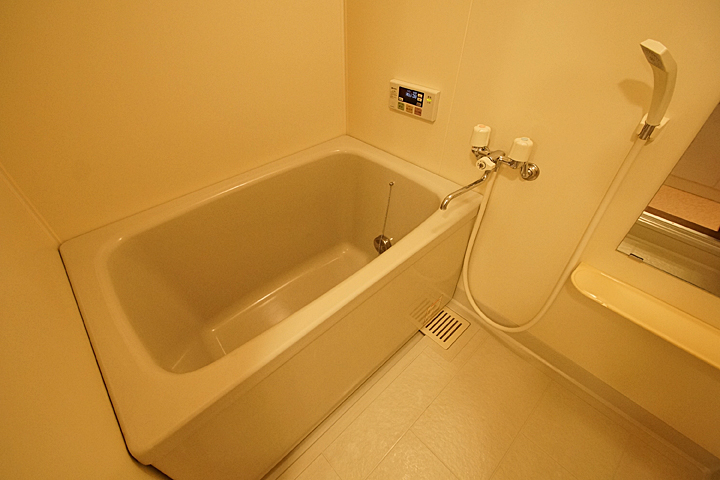 Bath. Bathroom (with reheating function)