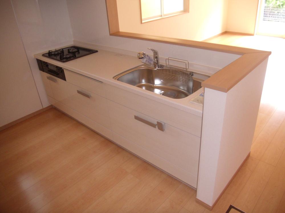 Same specifications photo (kitchen)