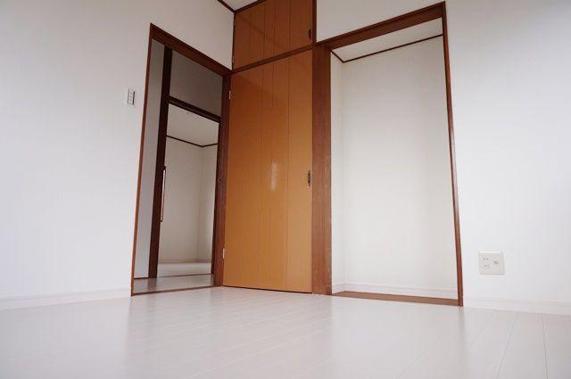 Non-living room.  ☆ Western style room ☆  Cross Insect ・ Flooring new