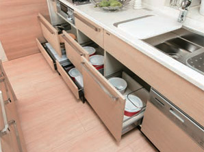 Kitchen.  [Soft-close function with] The cabinet adopted a rail that can be opened and closed smoothly even put such heavy pot. Also prevents "bang" unpleasant sound, such as "clash" is coming out, Opening and closing is quiet. (Same specifications)