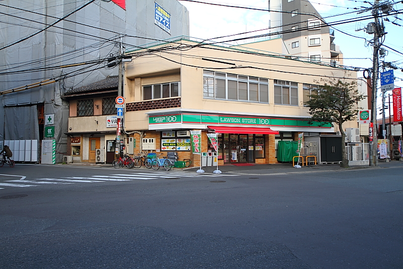 Convenience store. STORE100 Fukuoka Nishijin chome store up (convenience store) 240m
