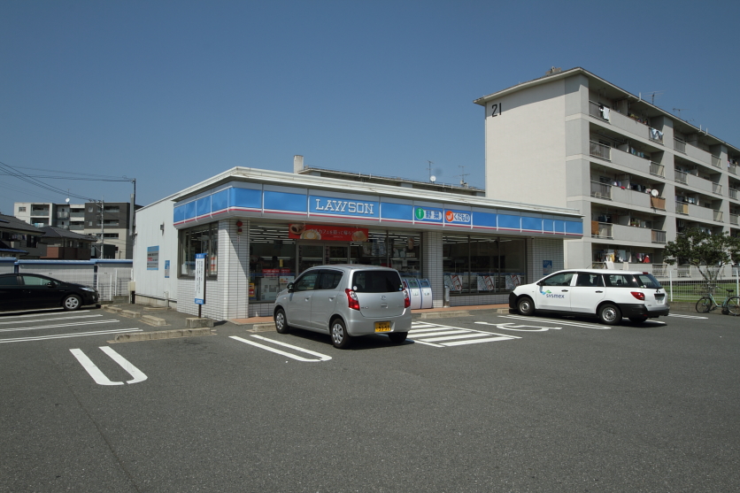 Convenience store. Lawson Arae 1-chome to (convenience store) 550m