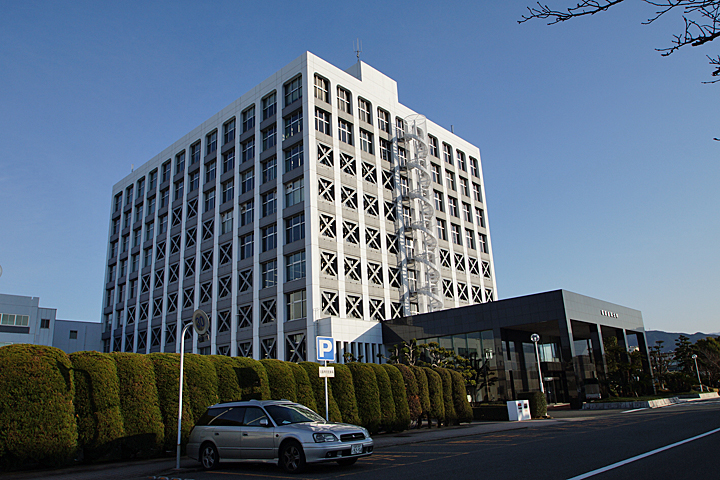 University ・ Junior college. Fukuoka Dental University ・ Medical and Dental General Hospital (University of ・ 1200m up to junior college)