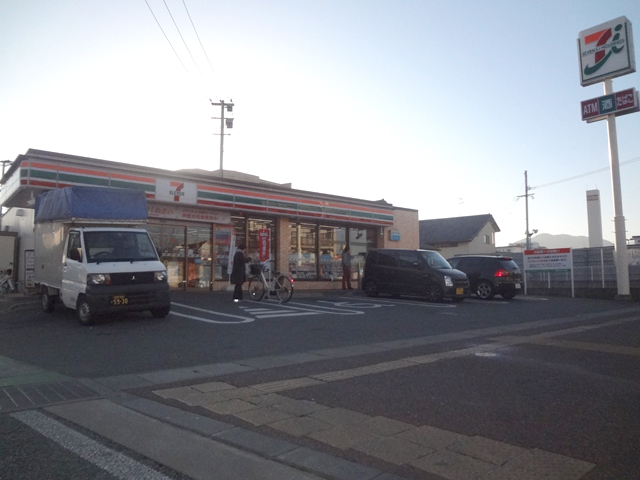 Convenience store. Seven-Eleven Fukuoka original 1-chome to (convenience store) 395m
