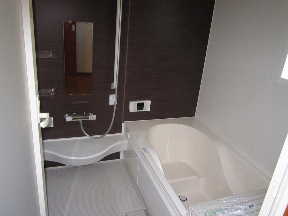 Same specifications photo (bathroom). (1 Building) same specification