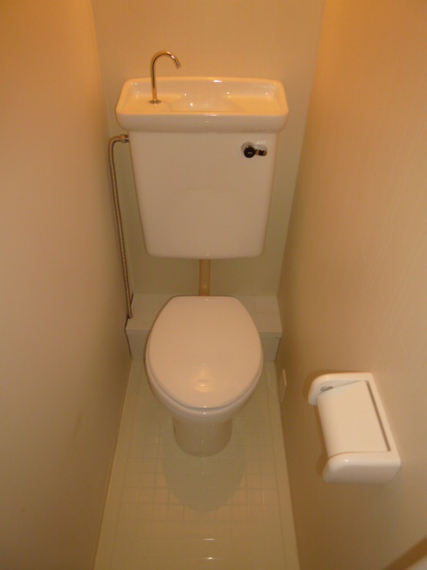 Toilet. Now another toilet. 