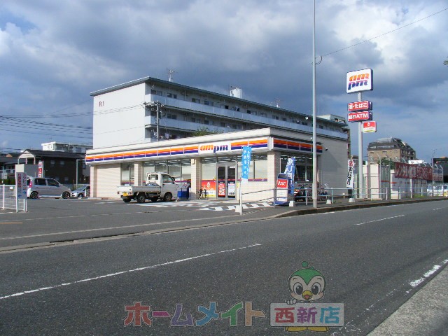 Convenience store. am / pm Spanish mackerel Akiyo 3-chome up (convenience store) 697m