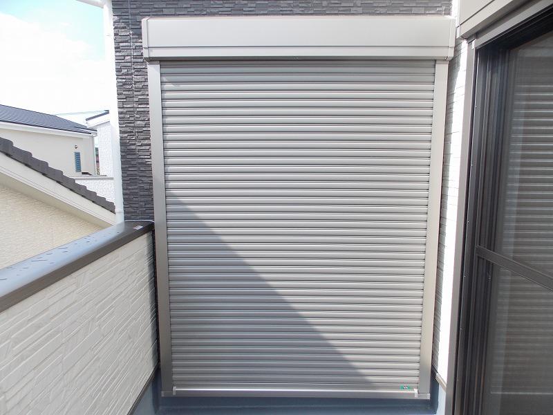 Other. Crime prevention is a shutter! !  Of course in addition to the role to prevent the burglar damage, Prevents the glass that break from strong winds such as typhoon (^^)!