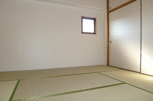 Other room space. Relaxing Japanese-style room