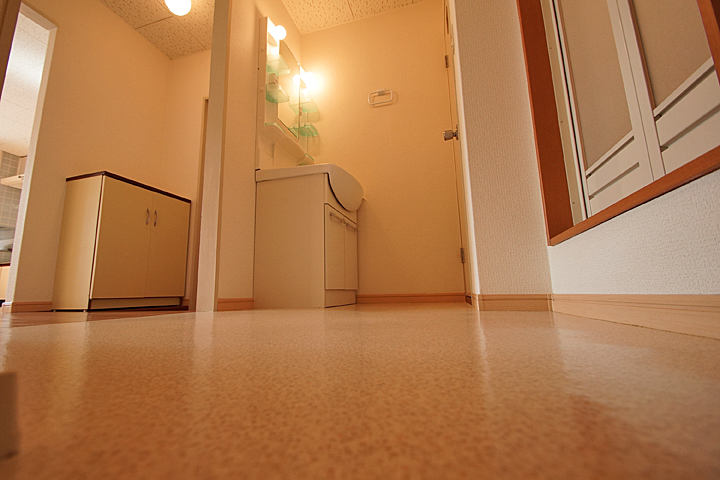 Washroom. Wash ・ Dressing room