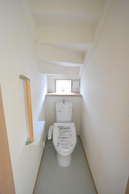 Toilet. 1 ・ Both the second floor with a bidet function!