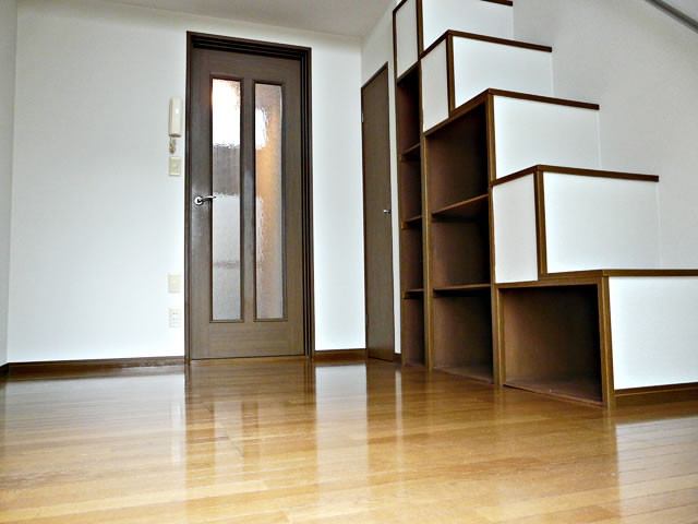 Living and room. Western style room ・ Indoor stairs