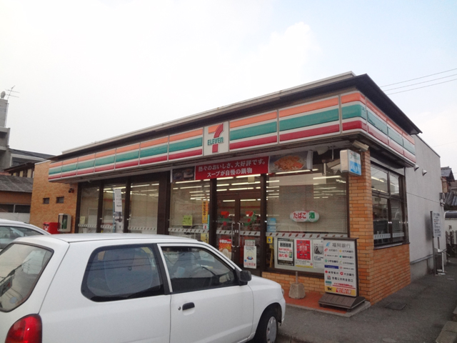 Convenience store. Seven-Eleven Fukuoka Jiromaru 4-chome up (convenience store) 336m