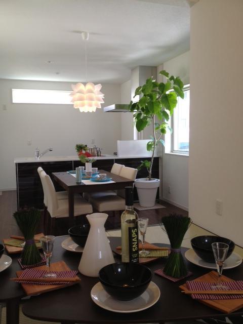 Local appearance photo. 4 Gochi living dining
