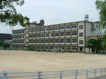 Primary school. Hatae up to elementary school (elementary school) 1109m