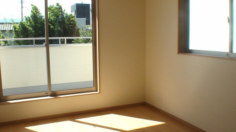 Other introspection. Windows all rooms pair glass