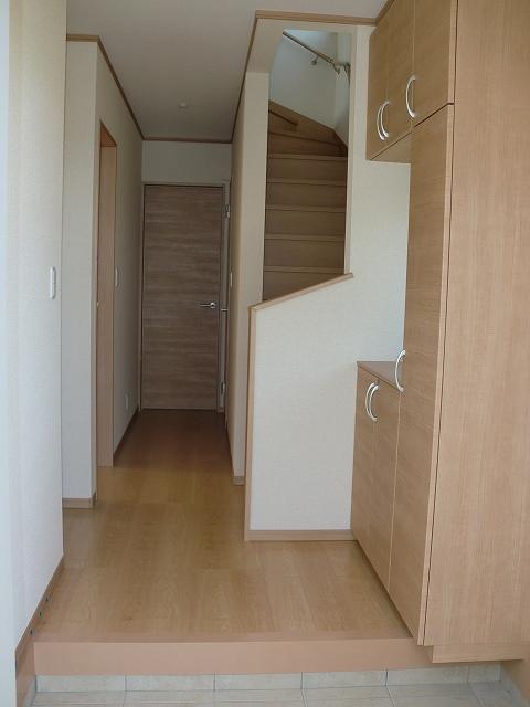 Same specifications photos (Other introspection). Entrance, Storage lot! (Same specifications photo)