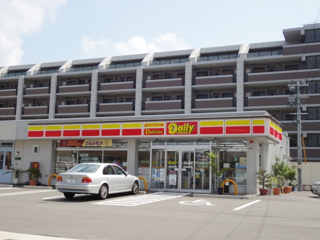 Convenience store. Daily Yamazaki Itoshima Hatae store up (convenience store) 622m