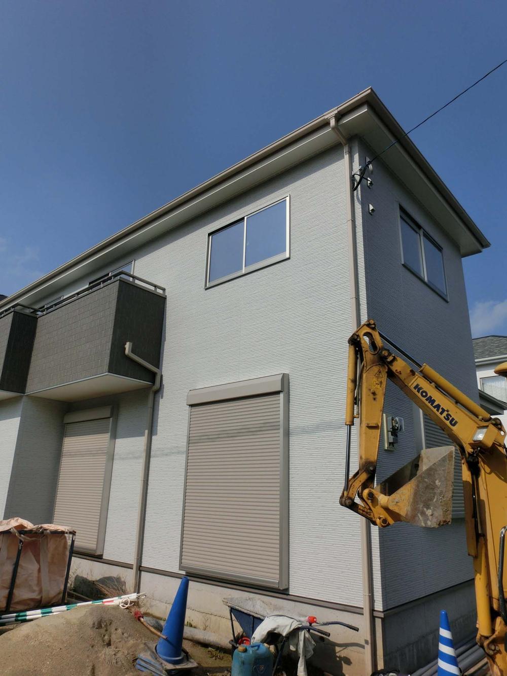 Local appearance photo. Local (11 May 2013) Shooting