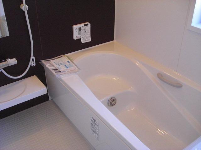 Bathroom. Room (August 2013) Shooting