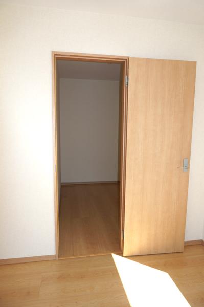 Same specifications photos (Other introspection). (Building 2) same specification