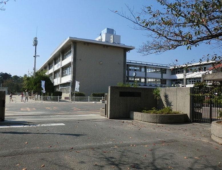 Primary school. Kasuga 498m walk about 7 minutes to the south elementary school