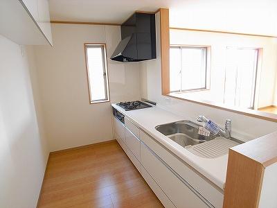 Kitchen. ※ The photograph is a property of the same manufacturer and construction.