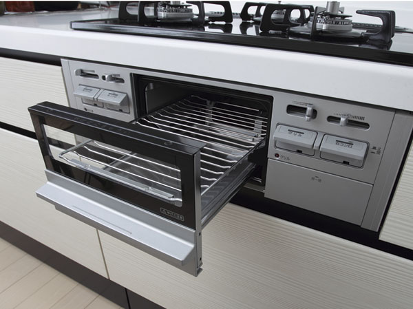 Kitchen.  [Anhydrous double-sided grill] Ki delicious cooking is possible without the use of water, Very easy to clean up. (Same specifications)