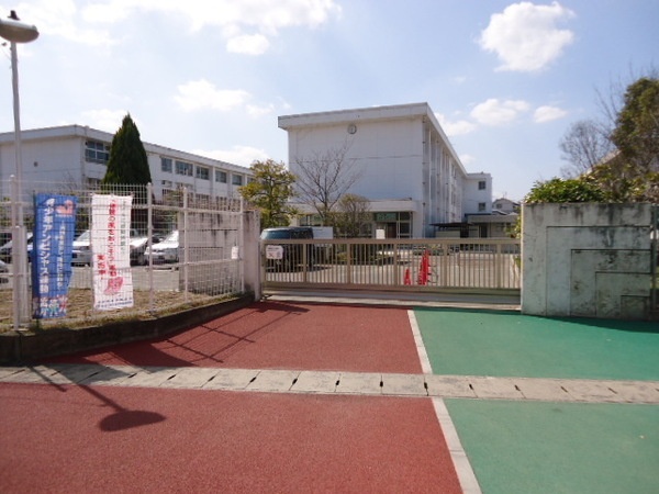 Primary school. 1912m to Kasuga Municipal Tenjinyama elementary school (elementary school)