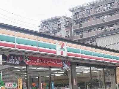 Convenience store. Seven-Eleven Kasuga Okamoto store up (convenience store) 428m