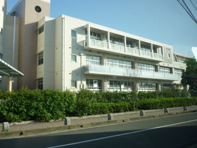 Primary school. 300m to Kasuga Municipal Kasuga elementary school (elementary school)