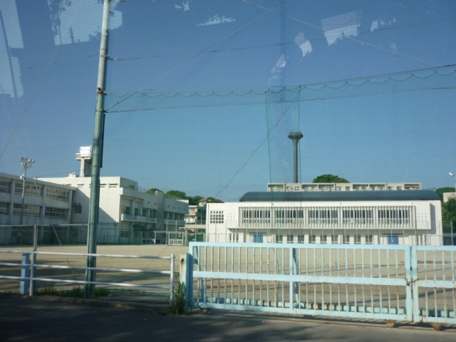 Junior high school. 500m to Kasuga Municipal Kasuga junior high school (junior high school)