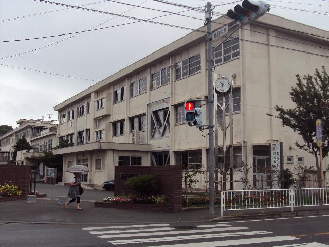 Junior high school. 2750m to Kasuga Municipal Kasuga Junior High School