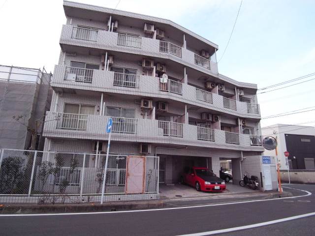 Building appearance. Nishitetsu ・ It is a good location that JR can be used