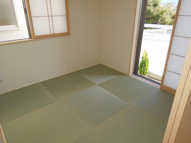 Same specifications photos (Other introspection). Is a Japanese-style room It is useful to have a little Japanese-style room at the time of visitor (^_^) /