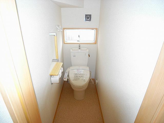 Toilet. Same specifications Photos