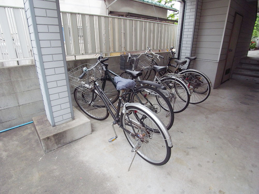 Other common areas. There bicycle parking spaces on site