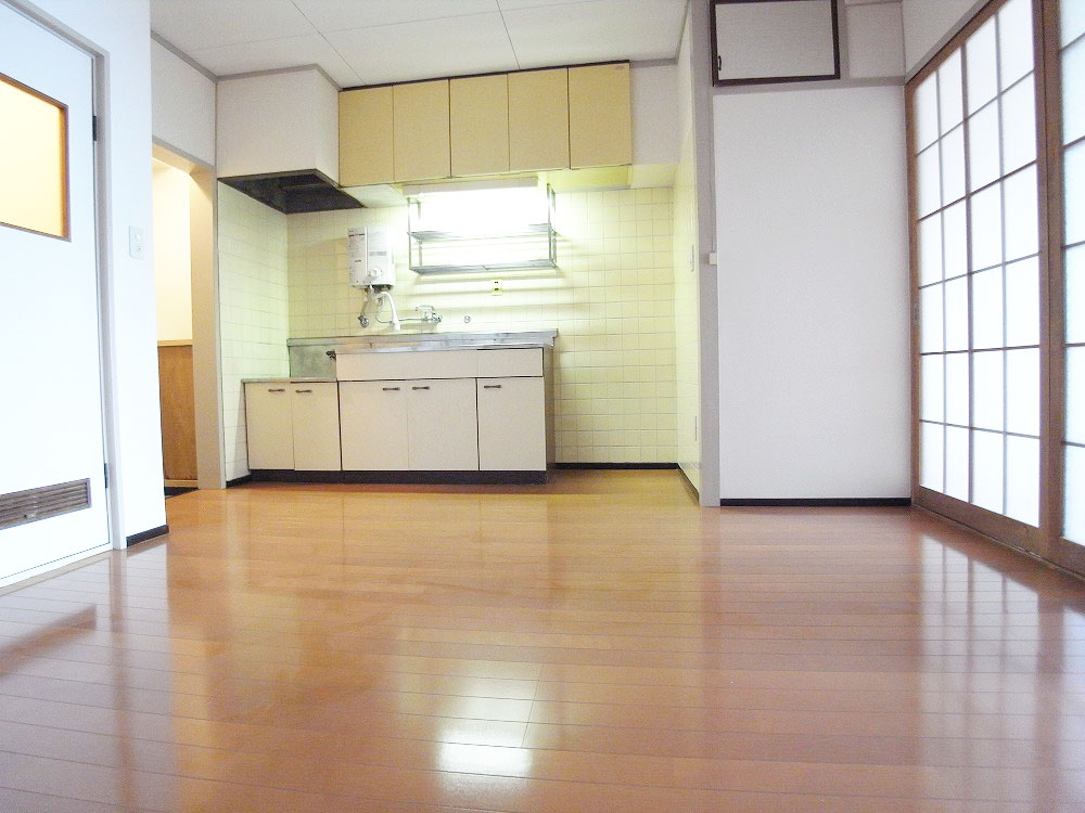 Living and room. You can move the following initial cost 70,000 yen of surprise! !
