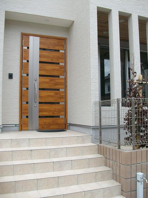 Entrance. Friendly entrance of grain