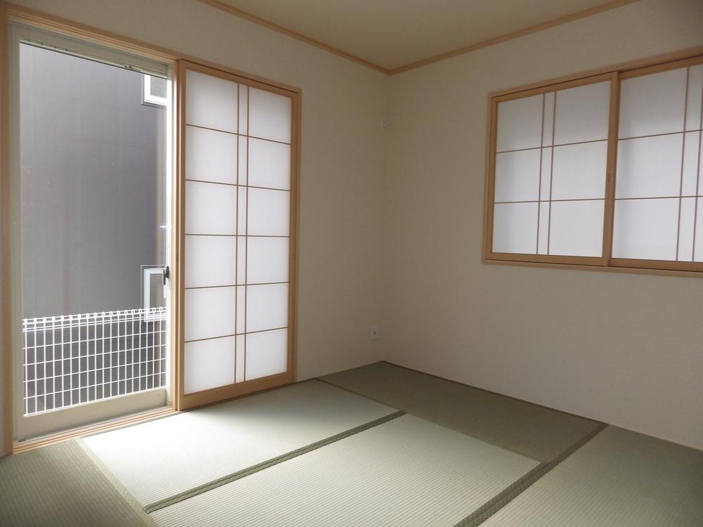 Non-living room. 1F Japanese-style