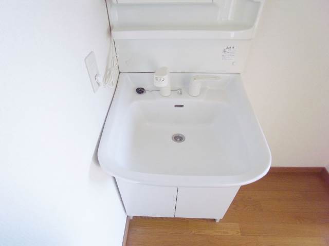 Washroom. Fully equipped and there is also a wash basin of new