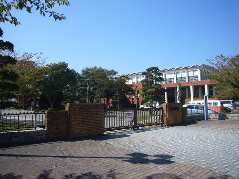 Primary school. Kuhara up to elementary school (elementary school) 1676m