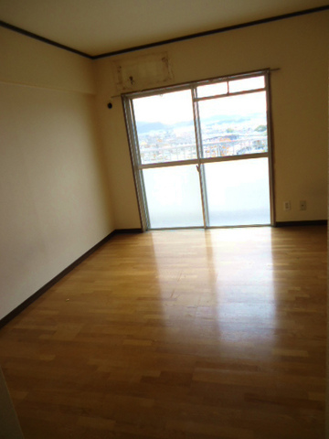 Other room space. For further information, please contact 0800-200-3540