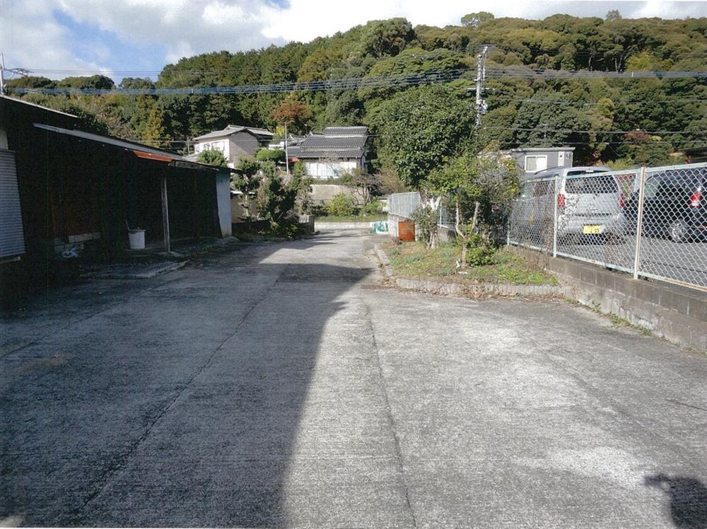 Parking lot
