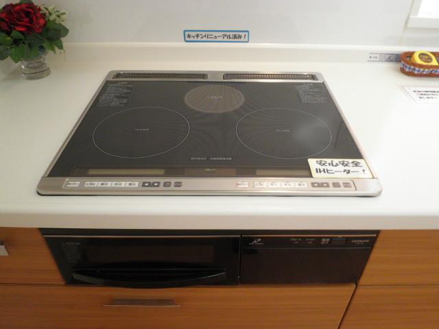 Kitchen. IH cooking heater with!