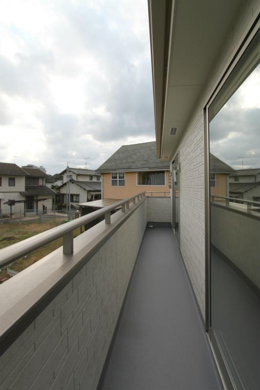 Balcony. Same specifications Photos