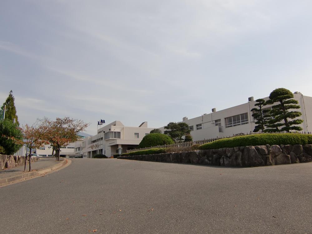 high school ・ College. 1207m to Fukuoka Prefectural Sue High School