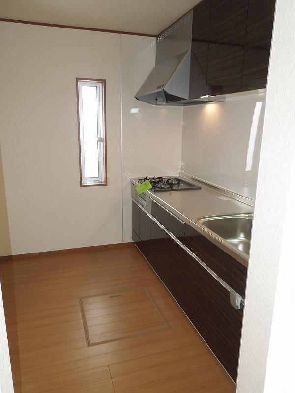 Same specifications photo (kitchen)